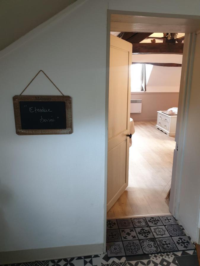 D'Anciennes "Chambres De Bonnes" Honfleur Dış mekan fotoğraf