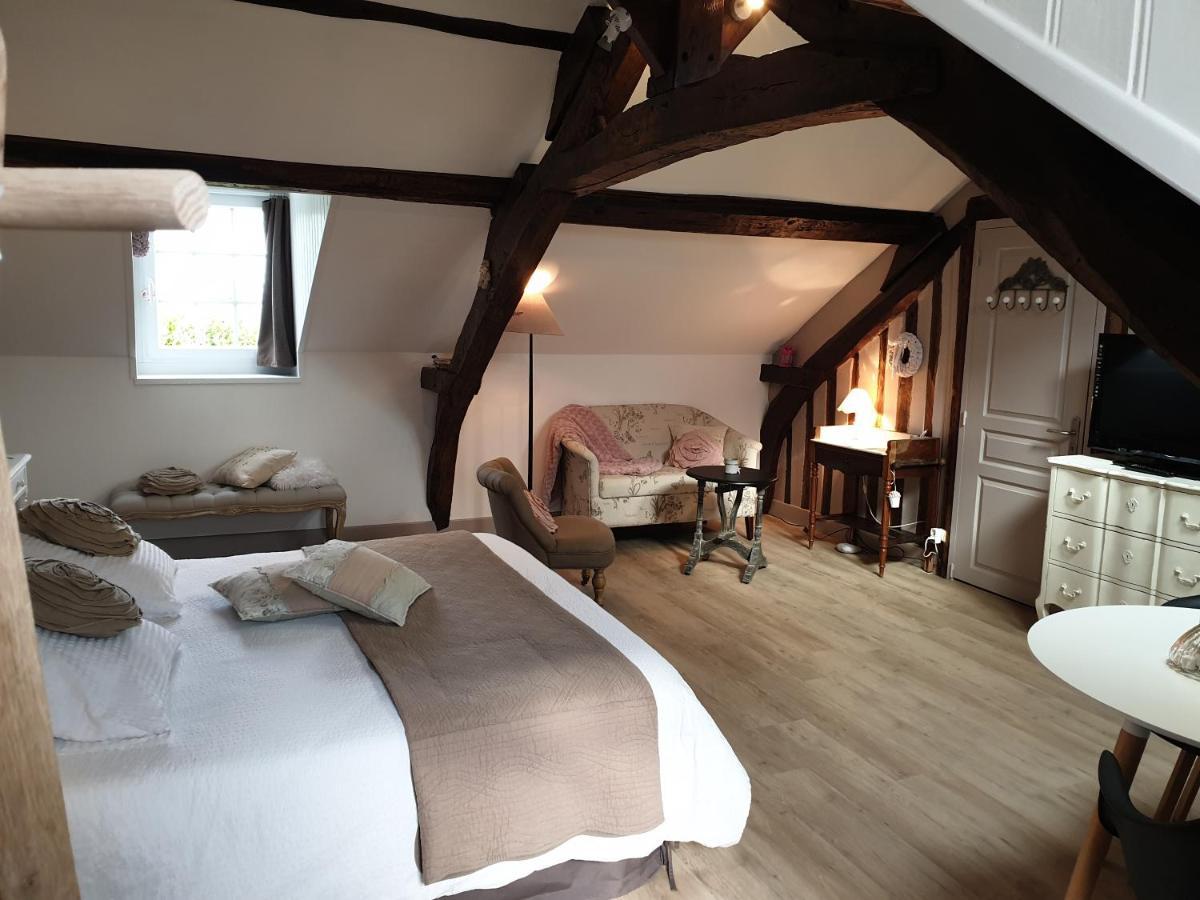 D'Anciennes "Chambres De Bonnes" Honfleur Dış mekan fotoğraf