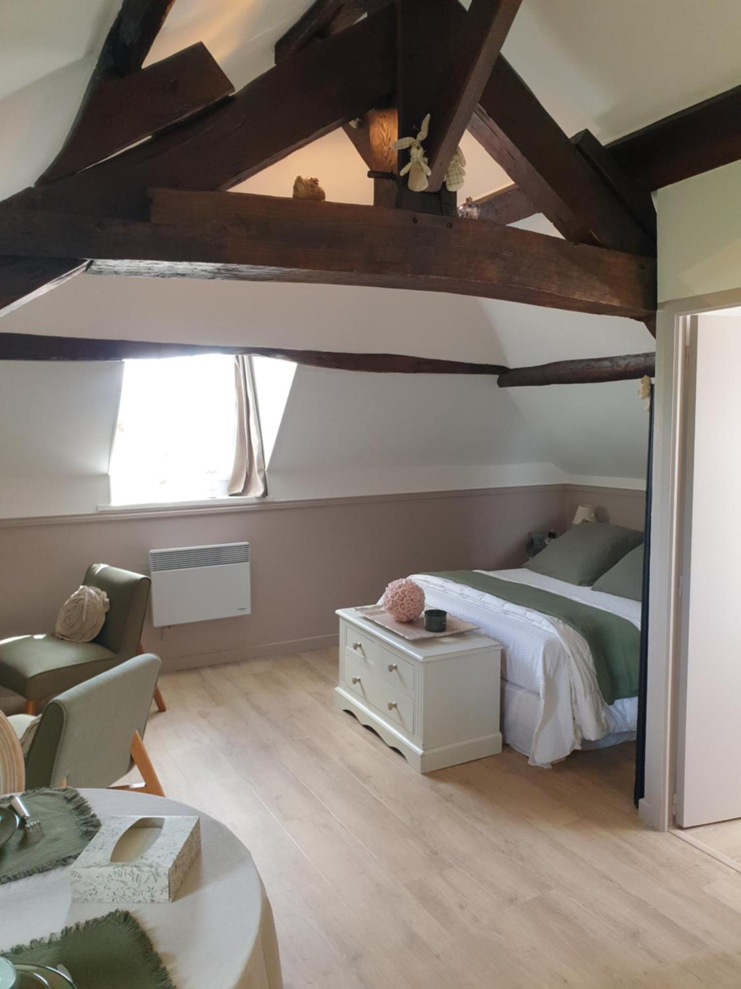 D'Anciennes "Chambres De Bonnes" Honfleur Dış mekan fotoğraf